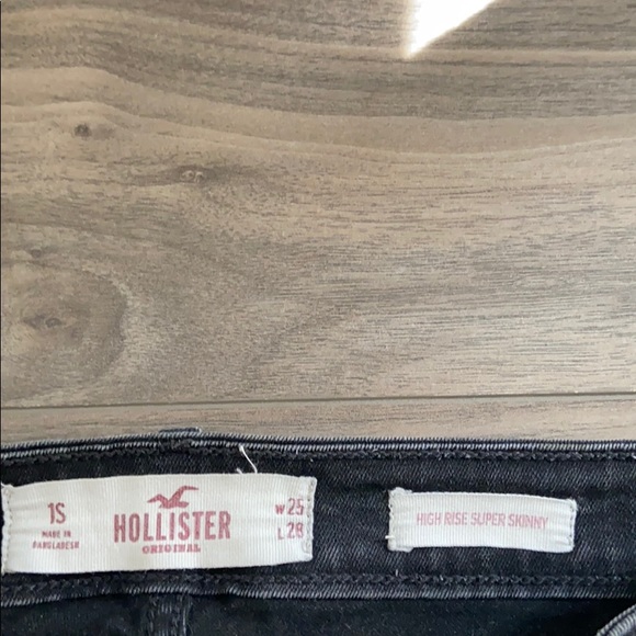 Black Jeans - Picture 2 of 3